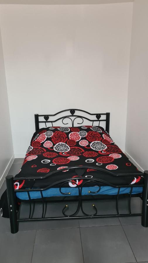 Logesty Home Proche Paris Et Metro Pantin Exterior foto
