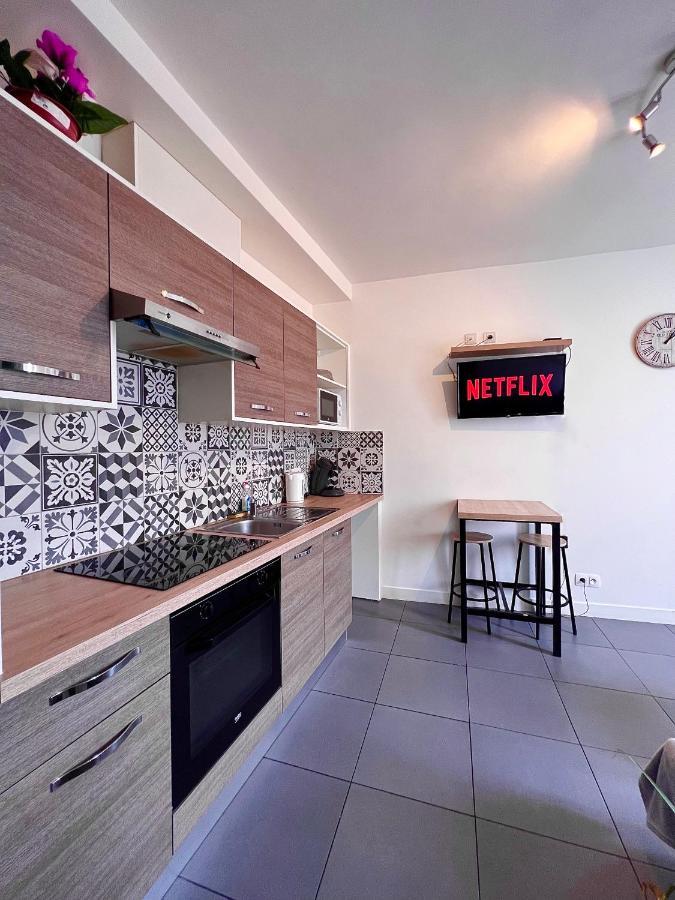 Logesty Home Proche Paris Et Metro Pantin Exterior foto
